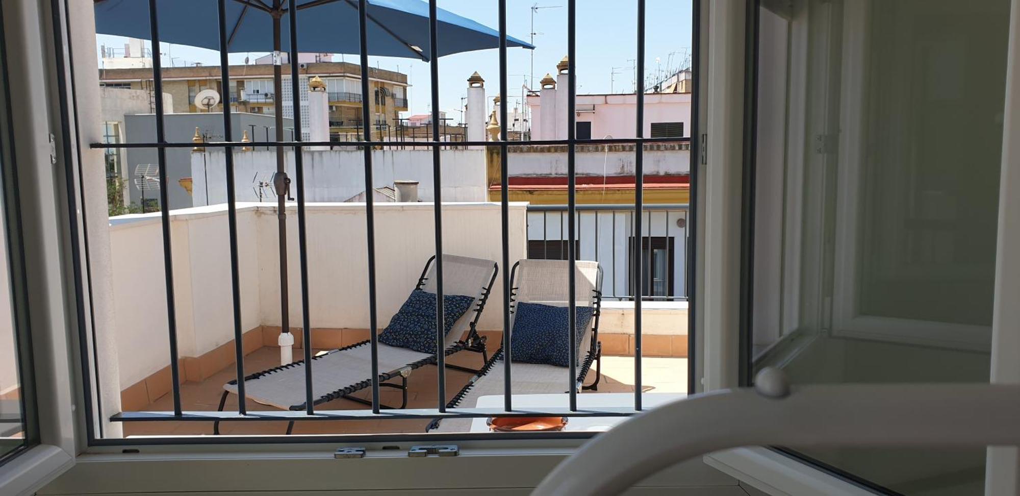 Atico Aire De Triana Apartment Seville Exterior photo